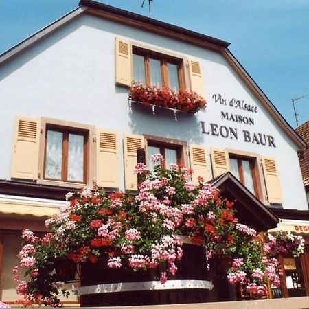 Le Victoria A Eguisheim, 4-6 P, 3Etoiles Exterior foto